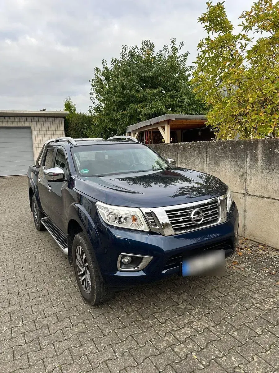 Gebraucht Nissan Navara Tekna 190 PS (139 kW) 2016 Blau Pickup