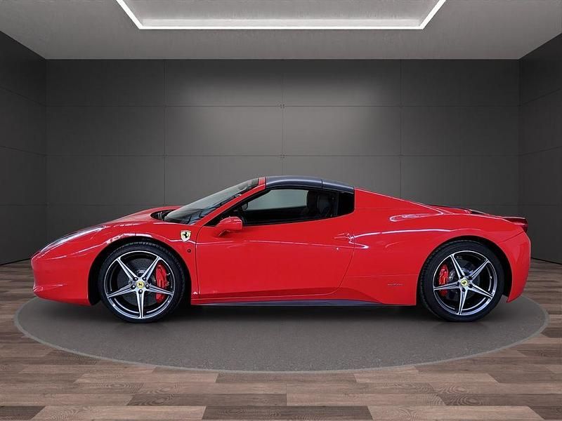 Gebraucht Ferrari 458 570 PS (419 kW) 2013 Rosso scuderia 323 Cabrio