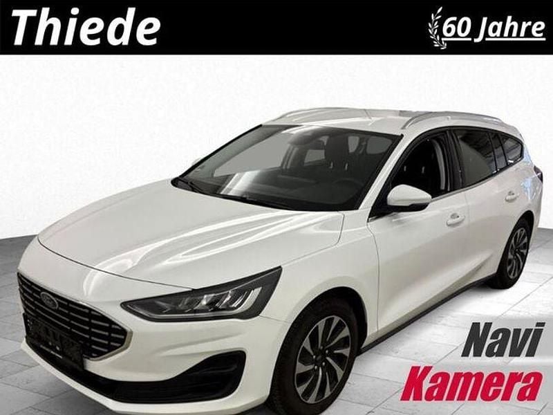 Frozen white Gebraucht 2023 Ford Focus Titanium Limousine | 16.850 € (Guter Preis) - Bild 1/3