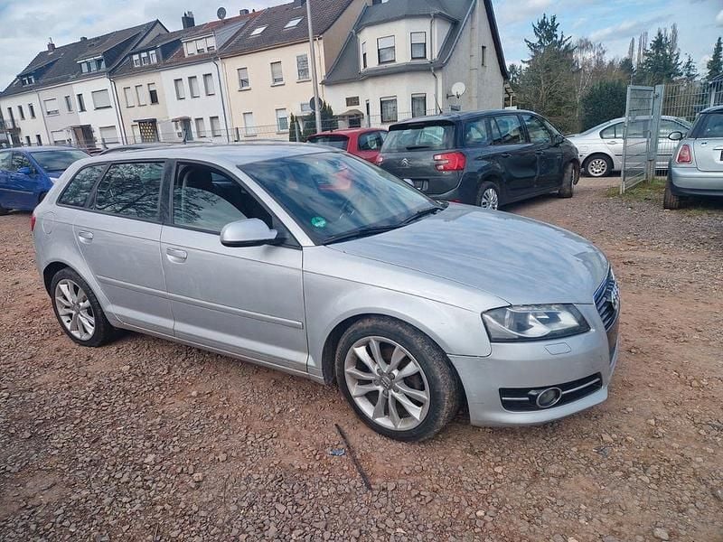 Gebraucht Audi A3 Ambition 140 PS (102 kW) 2011 Grau Kleinwagen