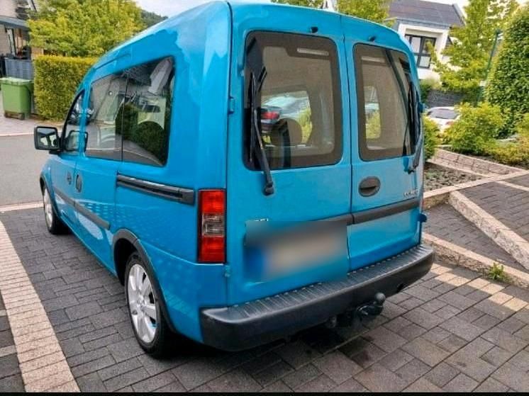 Gebraucht Opel Combo 90 PS (66 kW) 2002 Blau Van / Kleinbus