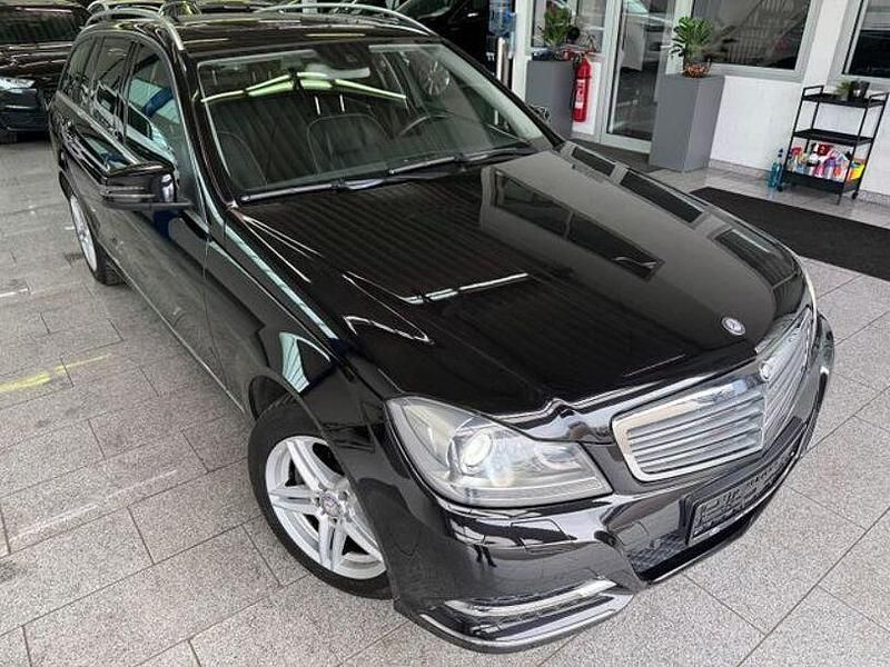 Gebraucht Mercedes C250 204 PS (150 kW) 2013 Schwarz Kombi