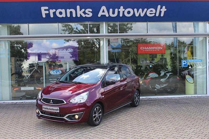 Rot (metallic) Gebraucht 2016 Mitsubishi Space Star Diamant Edition Kleinwagen | 7.950 € (Fairer Preis) - Bild 1/4