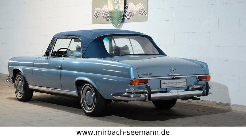 Gebraucht Mercedes W111 SE 120 PS (88 kW) 1963 Blau Cabrio