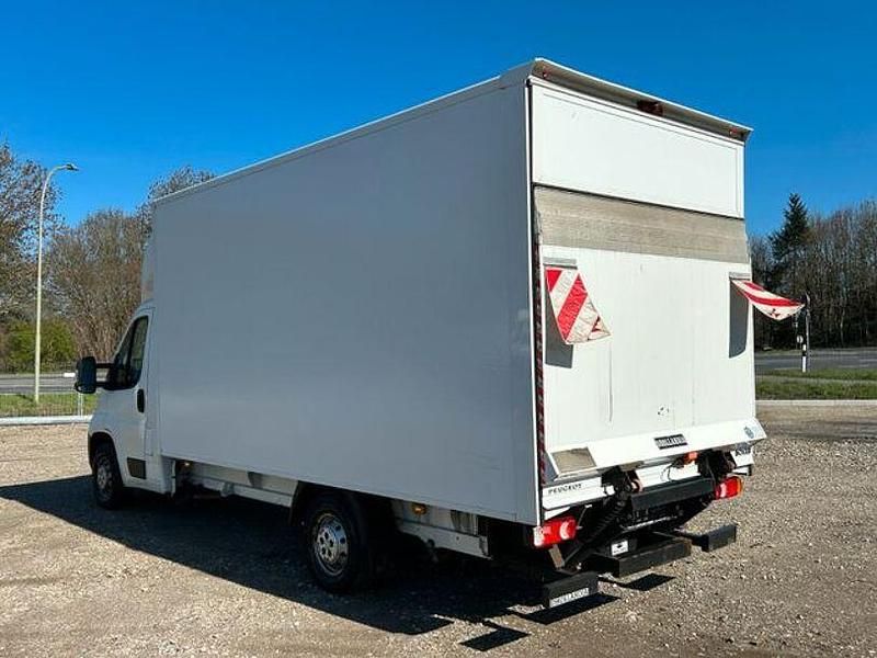 Gebraucht Peugeot Boxer 140 PS (102 kW) 2020 Weiß Van