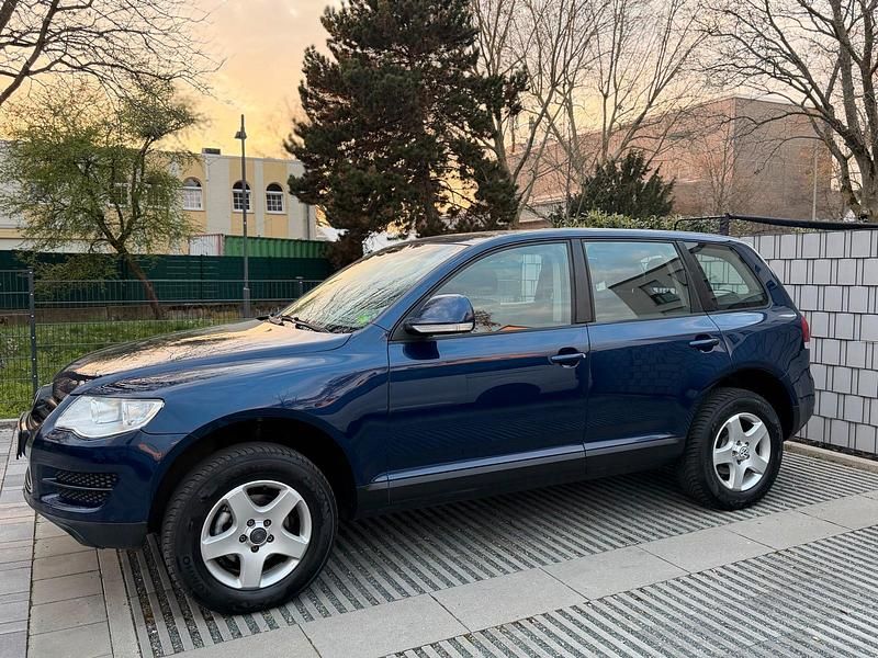 Gebraucht VW Touareg 179 PS (131 kW) 2007 Blau SUV