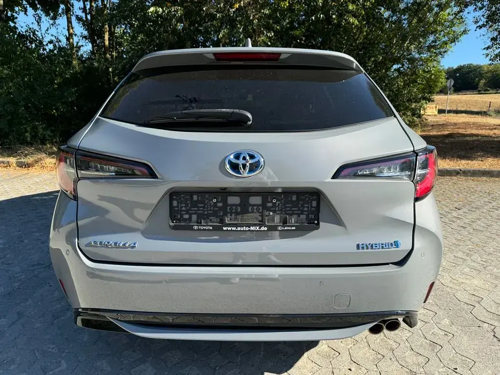 Gebraucht Toyota Corolla Team 184 PS (135 kW) 2021 Grau Kombi