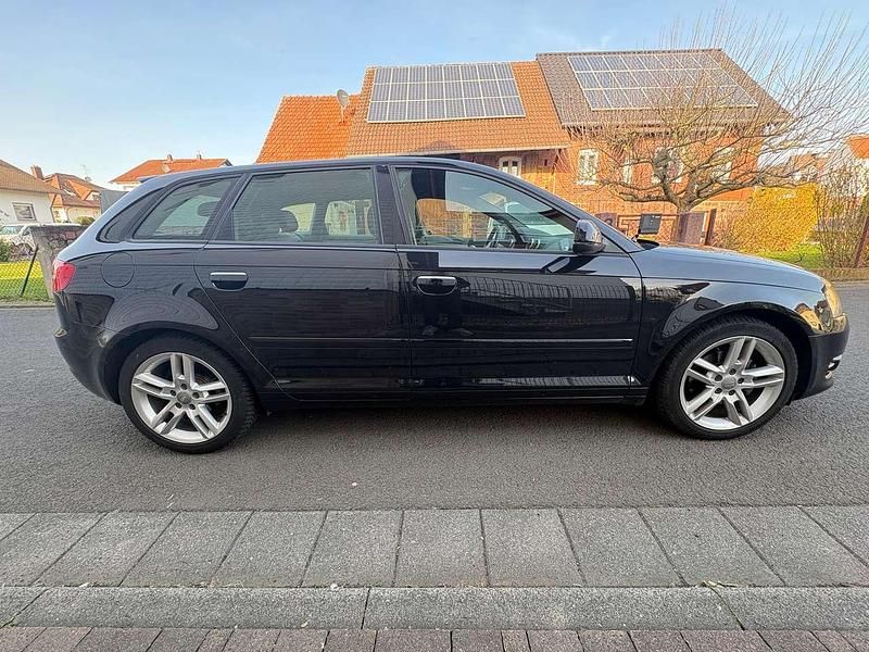 Gebraucht Audi A3 Ambition 125 PS (91 kW) 2012 Schwarz Kleinwagen