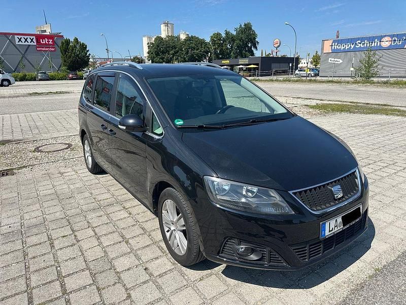 Schwarz Gebraucht 2014 Seat Alhambra Van / Kleinbus | 14.600 € (Etwas zu teuer) - Bild 1/4