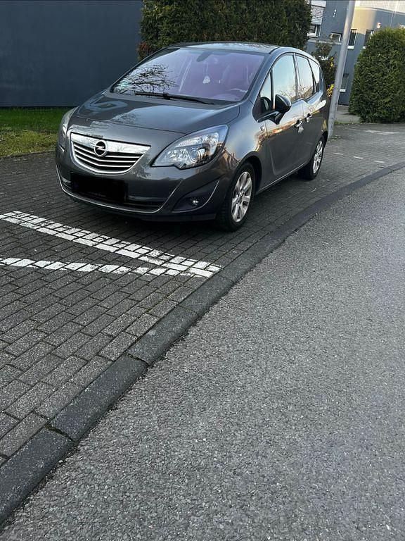 Gebraucht Opel Meriva Innovation 101 PS (74 kW) 2010 Grau Van / Kleinbus
