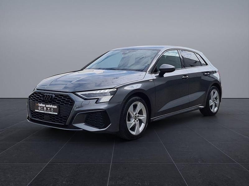 Używany Audi A3 S-Line 150 KM (110 kW) 2023 Szary Sedan/Limuzyna