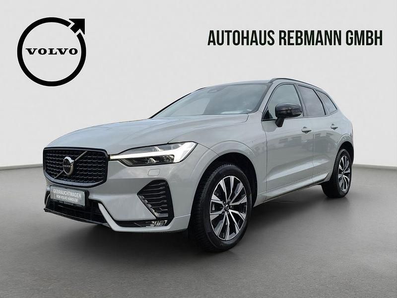 Vapour grey / metallic Gebraucht 2023 Volvo XC60 Plus SUV | 50.850 € (Teuer) - Bild 1/4