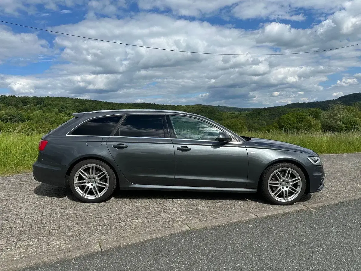 Gebraucht Audi A6 Ambiente 310 PS (228 kW) 2013 Grau Kombi