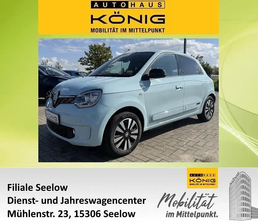 Second-hand Renault Twingo 60 kW (82 CP) 2023 Albastru Hatchback
