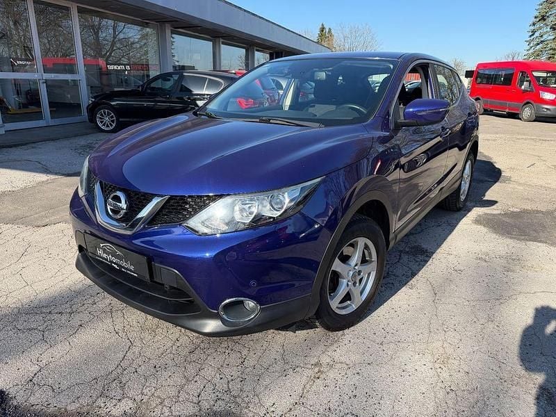 Gebraucht Nissan Qashqai Acenta 116 PS (85 kW) 2016 Blau SUV