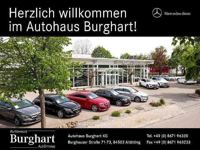 Second-hand Mercedes E220 AMG line 197 CP (144 kW) 2026 Negru Berlinǎ