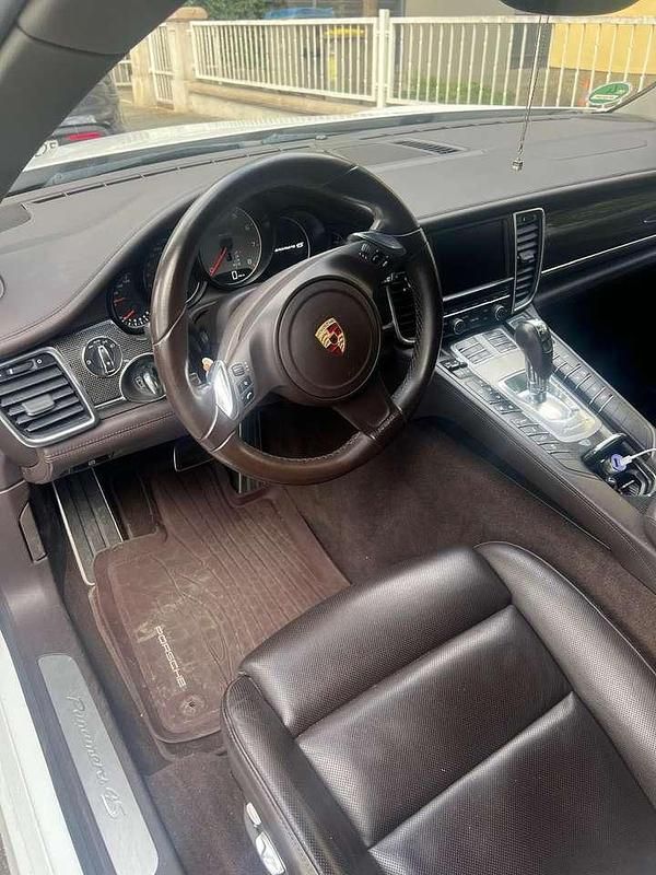 Weiß Gebraucht 2015 Porsche Panamera 4S Limousine | 32.500 € (Fairer Preis) - Bild 1/4