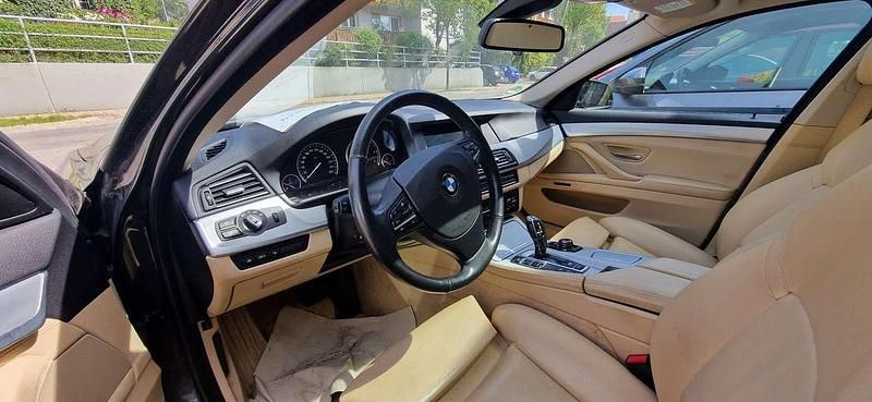 Gebraucht BMW 530 258 PS (189 kW) 2013 Grau Kombi