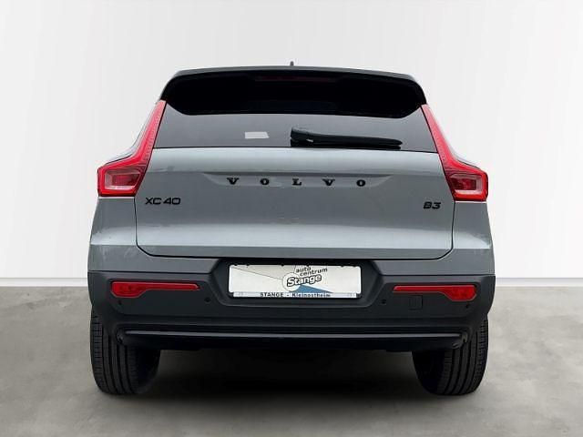 Gebraucht Volvo XC40 Ultra 163 PS (119 kW) 2025 Grau SUV