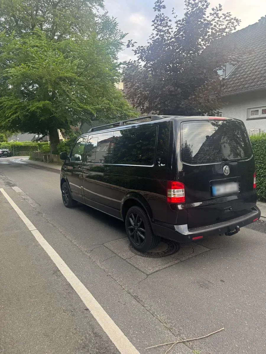 Gebraucht VW Caravelle 131 PS (96 kW) 2008 Schwarz Van
