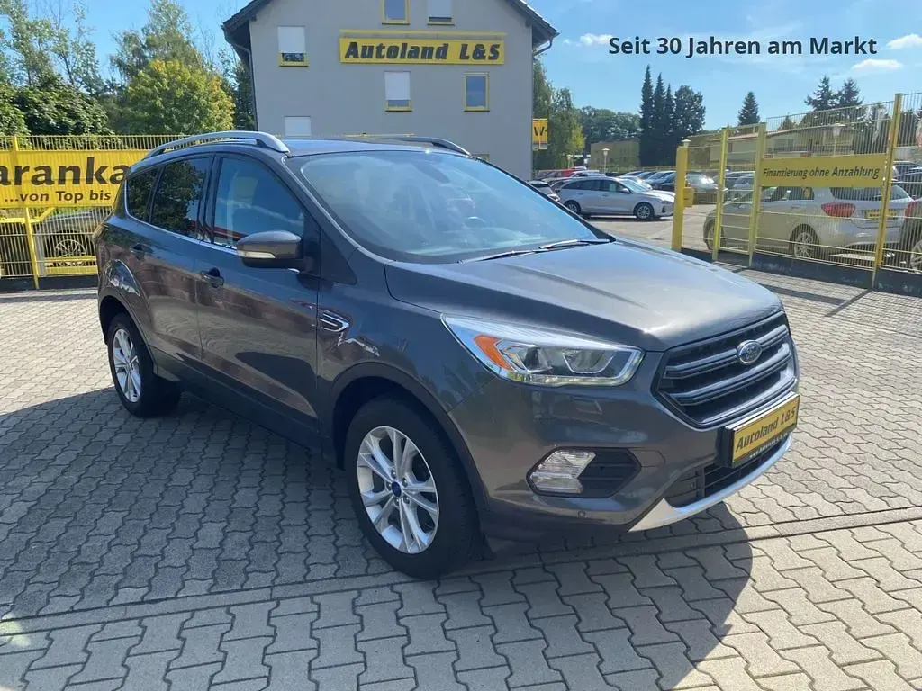 Gebraucht Ford Kuga Titanium 150 PS (110 kW) 2017 Magnetic SUV