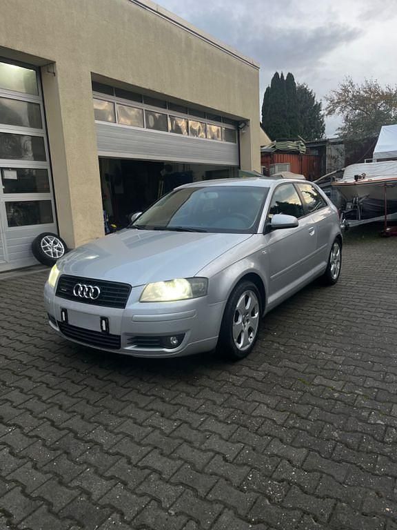 Gebraucht 2003 Audi A3 Ambiente Limousine | 1.400 € (Guter Preis) - Bild 1/4