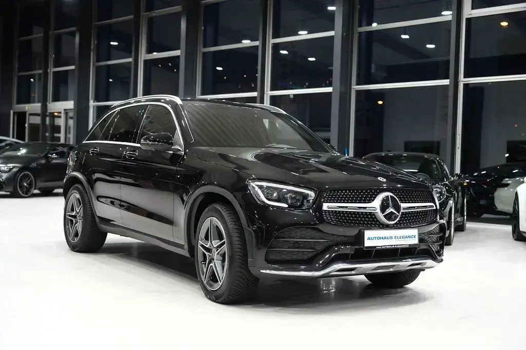 Gebraucht Mercedes GLC400d AMG line 330 PS (242 kW) 2019 Obsidianschwarz SUV