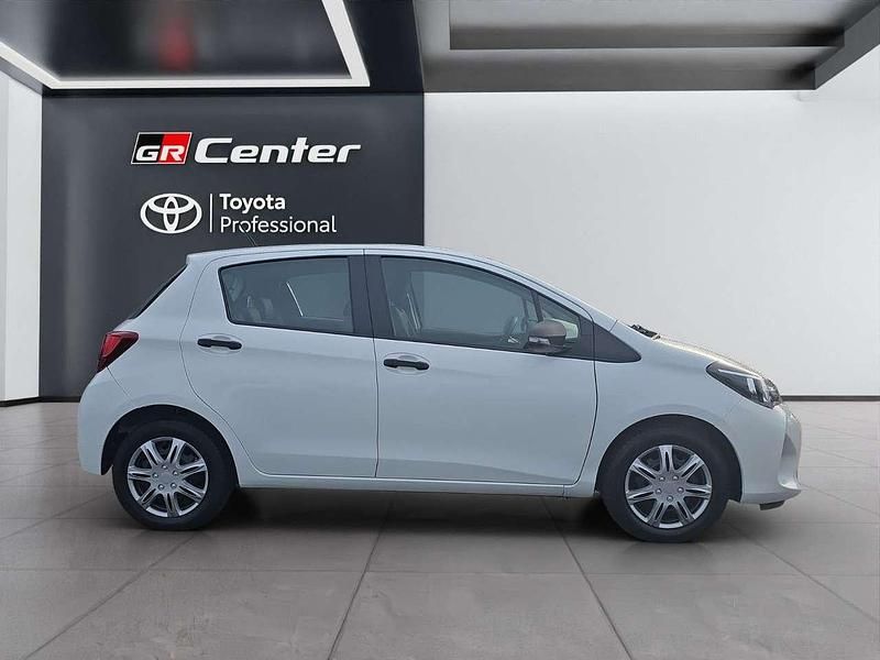 Gebraucht Toyota Yaris Cool 69 PS (50 kW) 2016 Weiß Kleinwagen