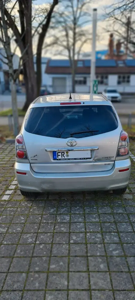 Gebraucht Toyota Corolla Verso Sol 177 PS (130 kW) 2008 Silber Van / Kleinbus
