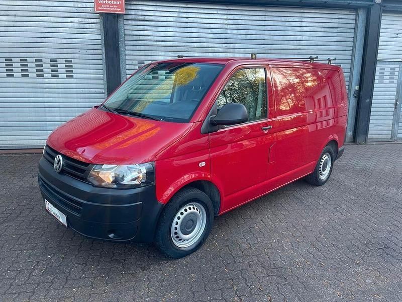 Gebraucht VW T5 140 PS (102 kW) 2015 Rot Van