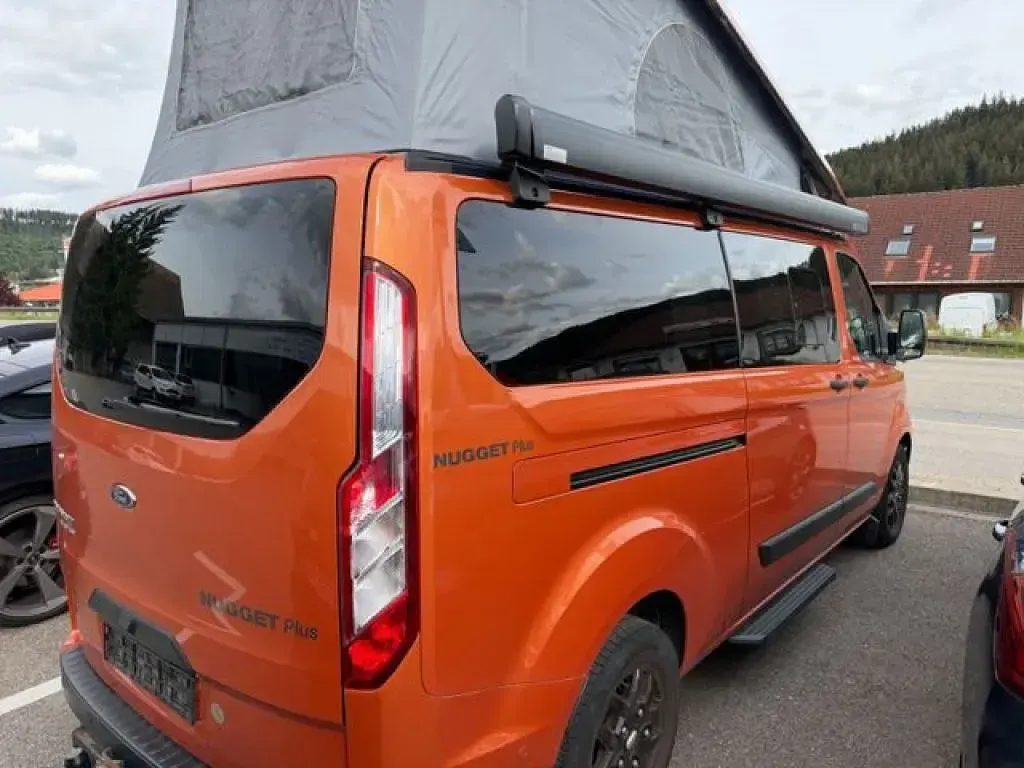 Gebraucht Ford Transit Custom Nugget 185 PS (136 kW) 2022 Hokkaidoorange metallic (metallic)