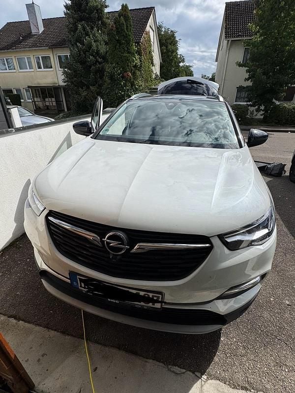Weiß Gebraucht 2018 Opel Grandland X Ultimate SUV | 17.000 € (Guter Preis) - Bild 1/4