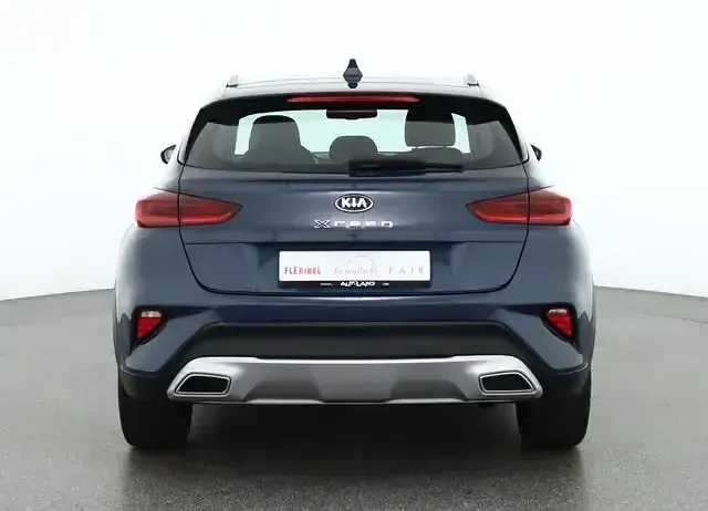 Gebraucht Kia XCeed Vision 160 PS (117 kW) 2021 Cosmoblau met SUV