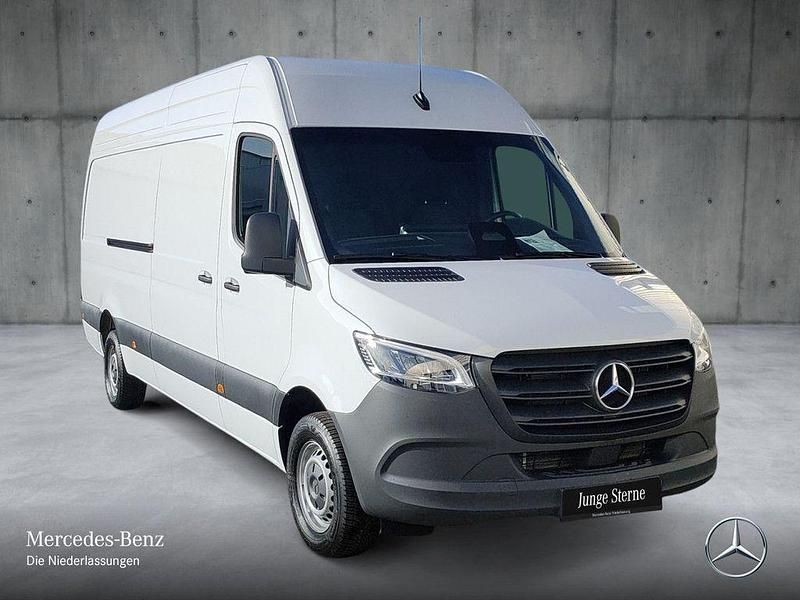 Gebraucht Mercedes Sprinter 170 PS (125 kW) 2024 Weiß Van