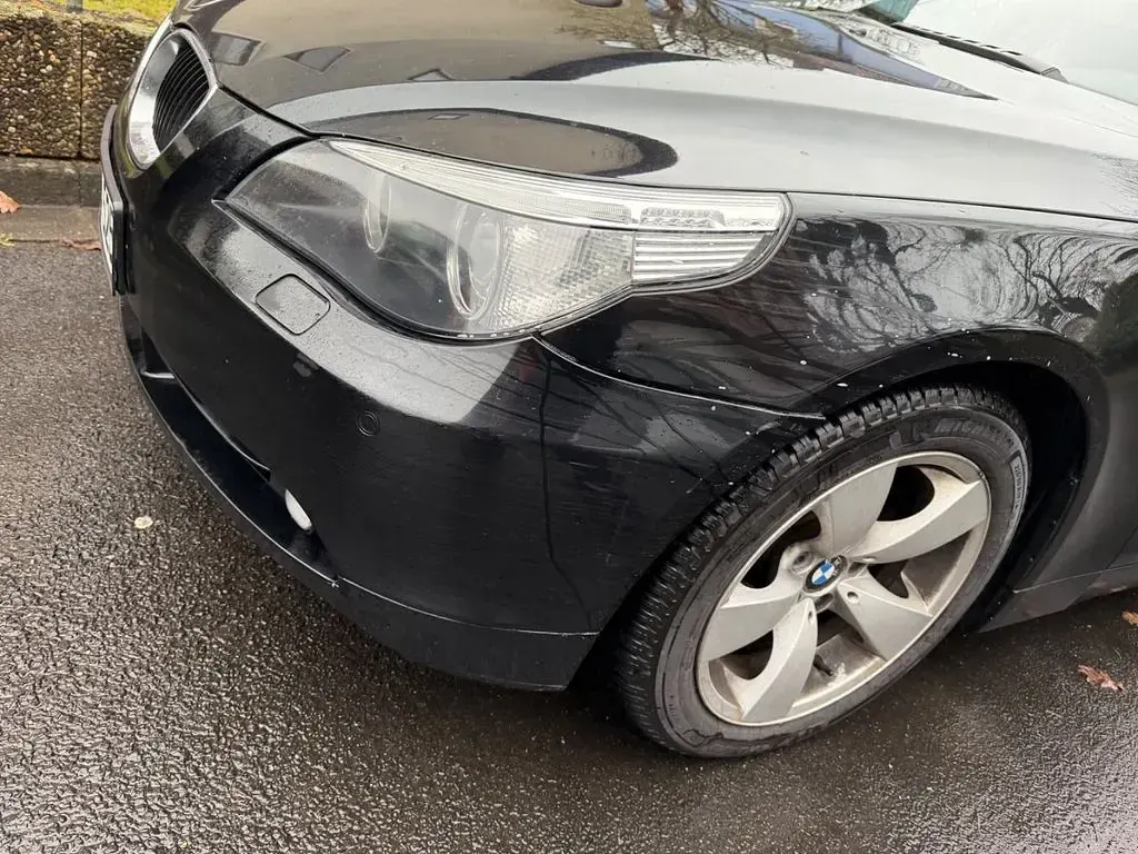 Gebraucht BMW 525 Sport Line 192 PS (141 kW) 2004 Schwarz Limousine