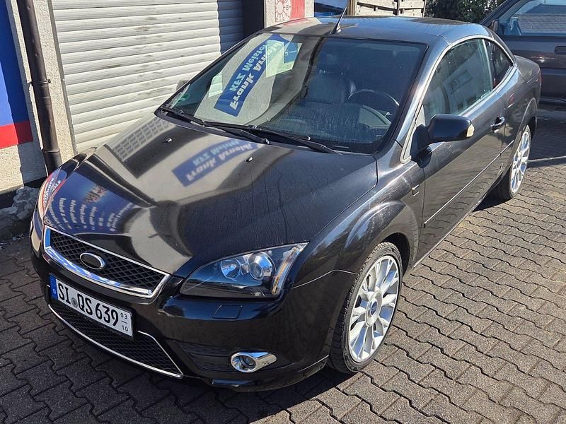 Second-hand Ford Focus Titanium 145 CP (106 kW) 2007 Argintiu Cabrio