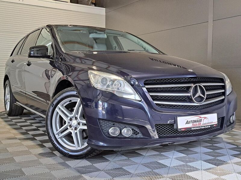 Blau Gebraucht 2011 Mercedes R350 Van / Kleinbus | 6.970 € (Guter Preis) - Bild 1/3