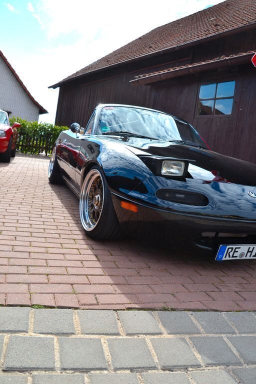 Beige Gebraucht 1992 Mazda MX5 Cabrio | 9.500 € - Bild 1/4