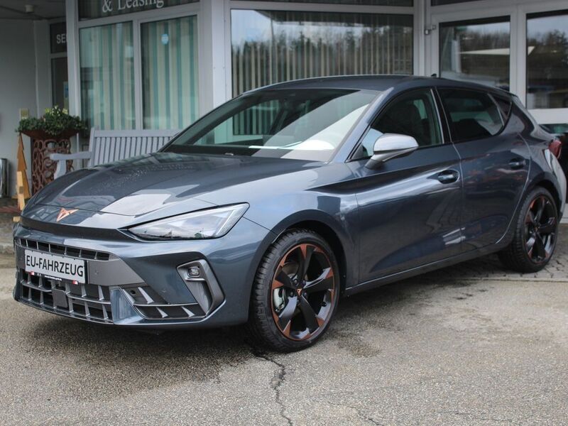 Grau ("magnetic tech") Neu 2024 Cupra Leon Limousine | 33.790 € (Guter Preis) - Bild 1/4