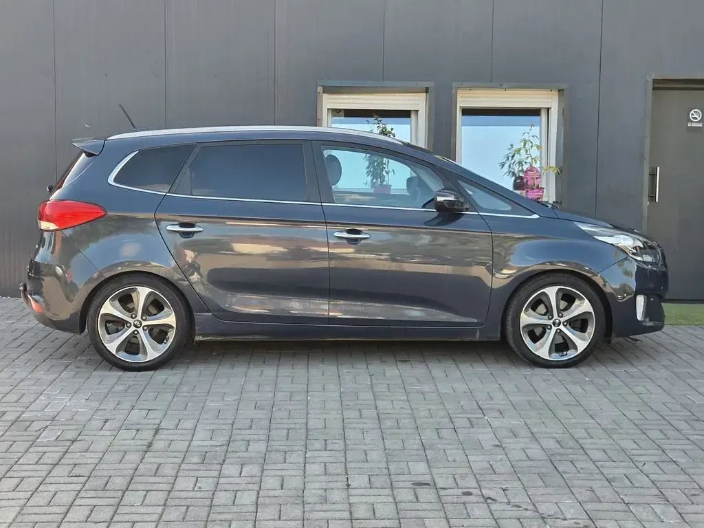 Gebraucht Kia Carens Vision 136 PS (100 kW) 2015 Blau Van / Kleinbus