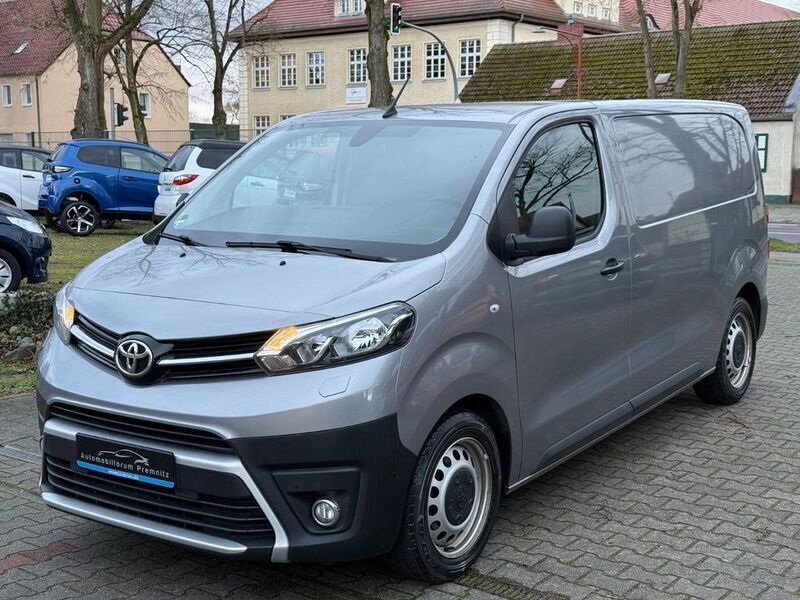Gebraucht Toyota Proace Comfort 150 PS (110 kW) 2020 Silber Van / Kleinbus
