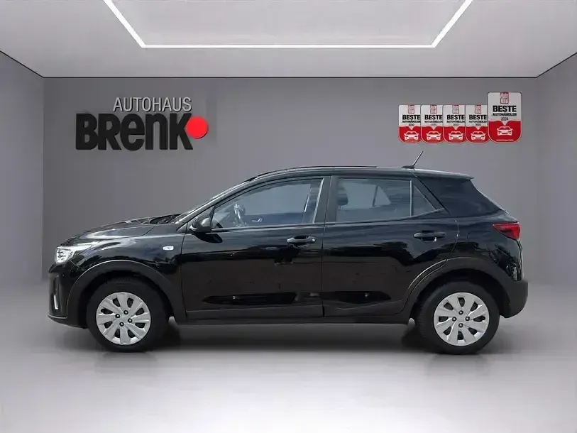 Usata Kia Stonic 101 CV (74 kW) 2022 Nero SUV