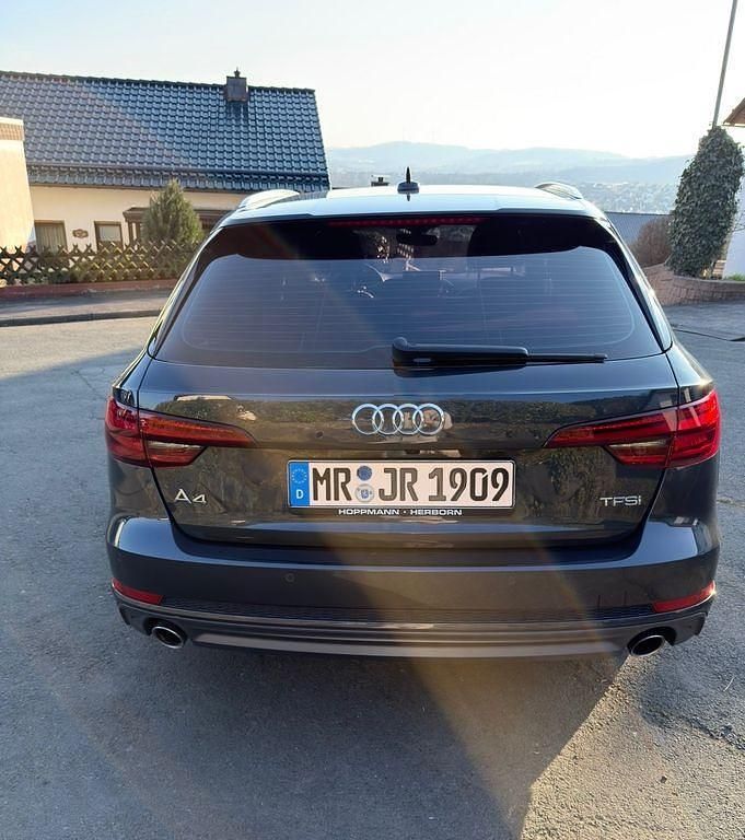Gebraucht Audi A4 Design 252 PS (185 kW) 2018 Grau Kombi