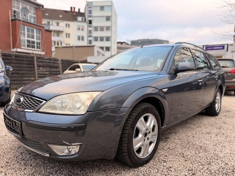 Blau Gebraucht 2005 Ford Mondeo Ghia Kombi | 990 € (Superpreis) - Bild 1/4