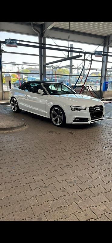 Weiß Gebraucht 2013 Audi A5 Cabriolet Comfort Cabrio | 20.500 € (Teuer) - Bild 1/4