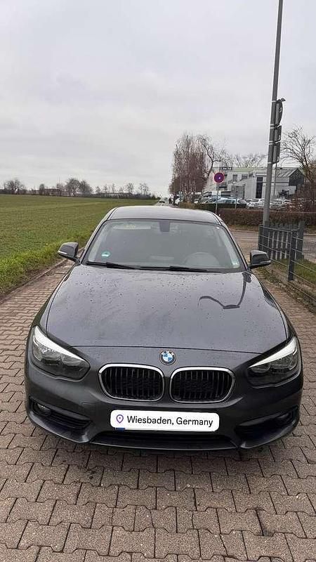 Gebraucht BMW 118 Advantage 136 PS (100 kW) 2015 Grau Kleinwagen