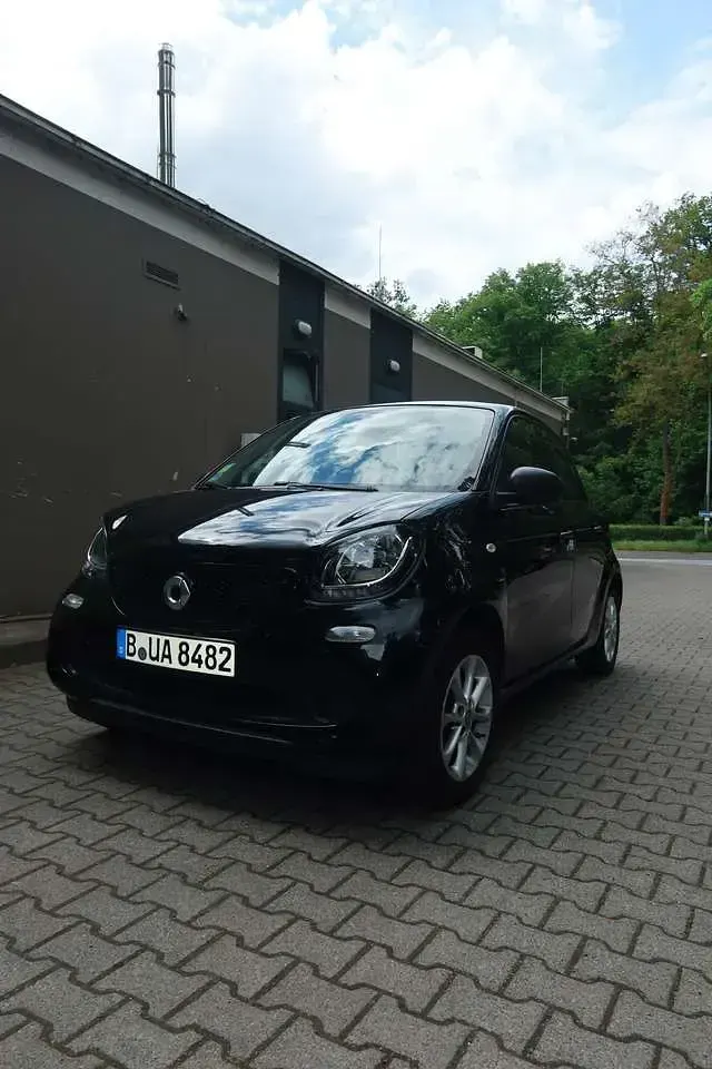 Occasion Smart ForFour Basis 71 PK (52 kW) 2017 Zwart Hatchback