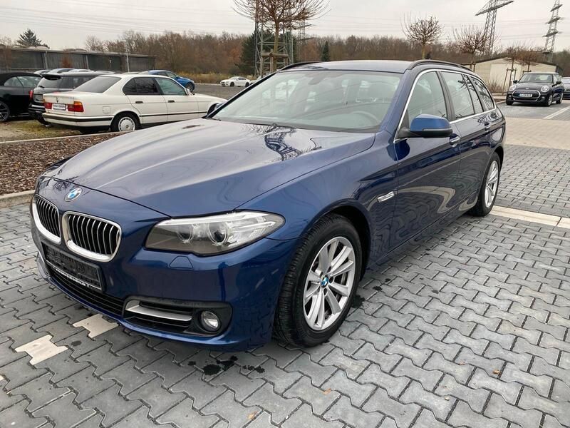 Gebraucht BMW 520 190 PS (139 kW) 2017 Blau Kombi