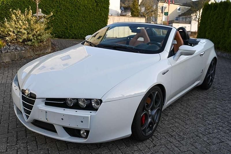 Gebraucht Alfa Romeo Spider 200 PS (147 kW) 2010 Weiß Cabrio