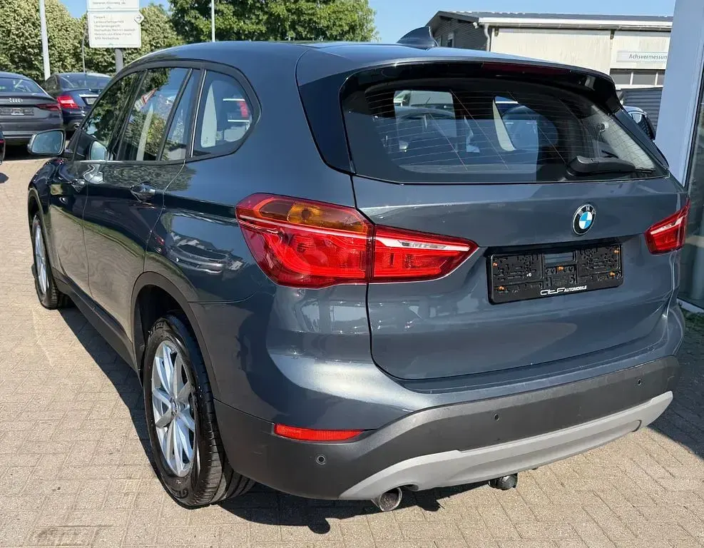 Gebraucht BMW X1 Advantage 136 PS (100 kW) 2017 Grau SUV
